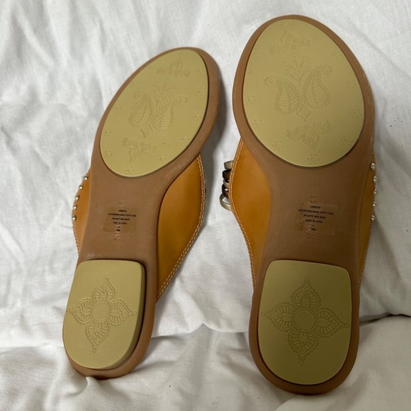 NWT - Nine West Leather Sandals - Size 9 - Picture 6 of 7